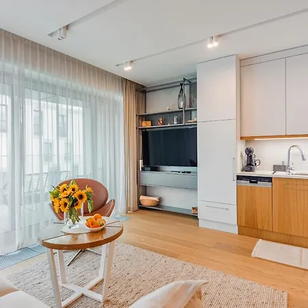 Little Monaco - Yacht Park *