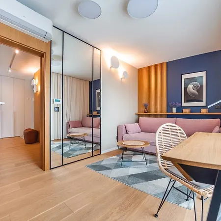 Little Monaco - Yacht Park Apartmán *